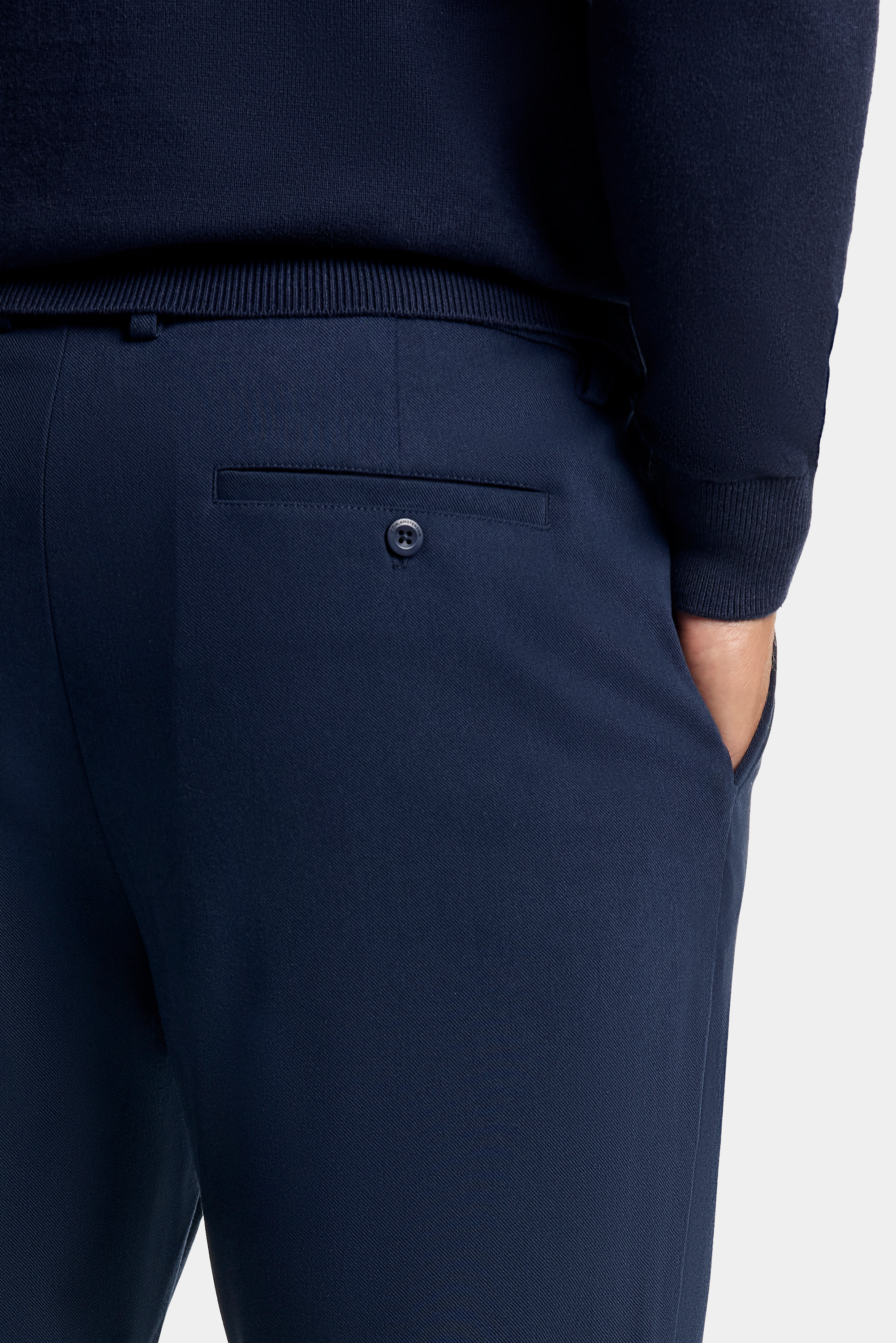 THE SEVERO SLIM CHINO